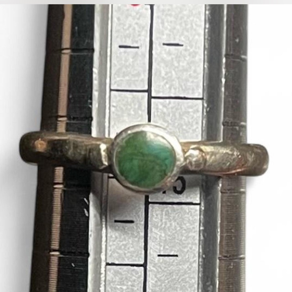 Vintage Native American Sterling Silver Green Turquoise Ring, 4